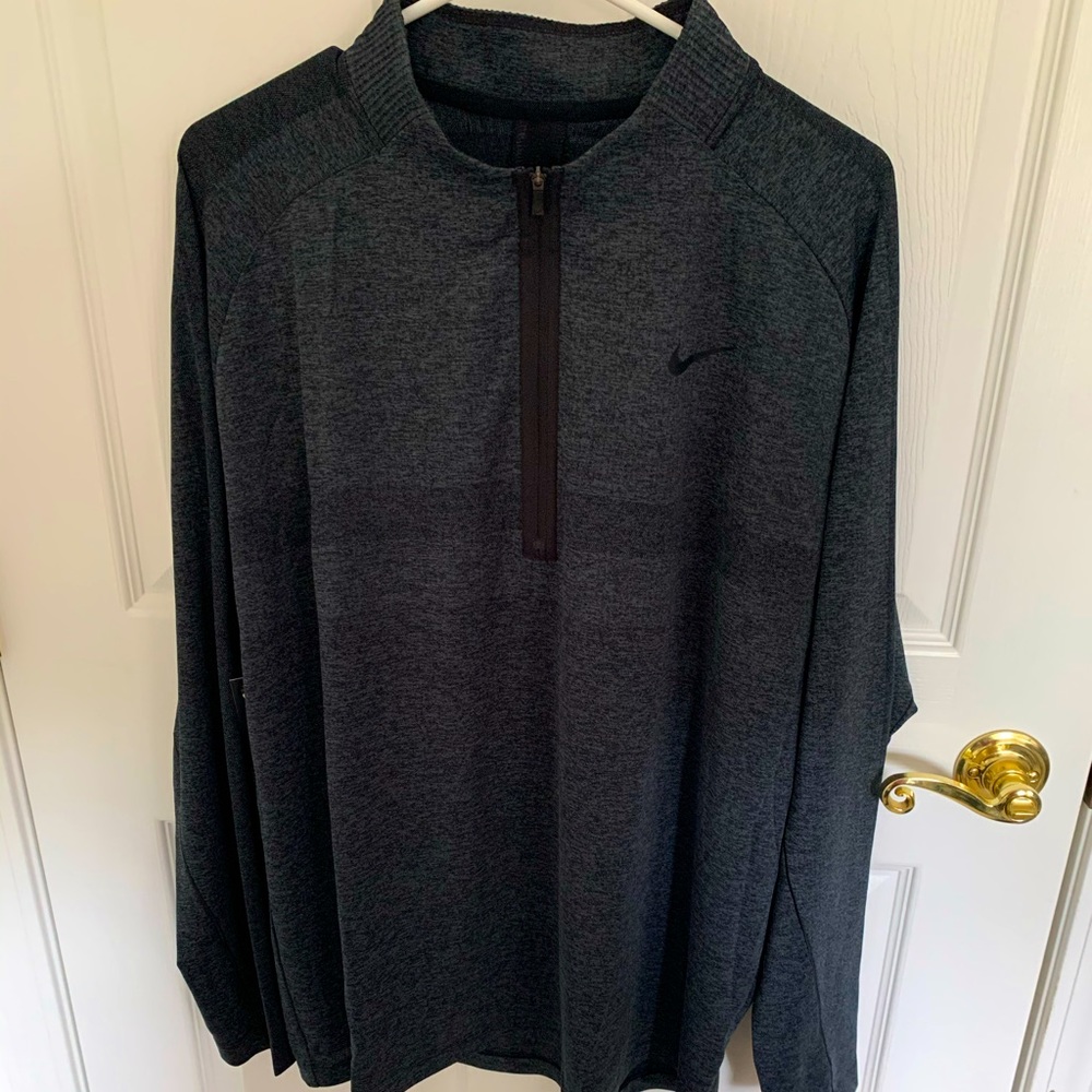 Brand New Men’s Nike Quarter Zip